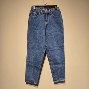 Express Vintage Jeans Medium Wash Size 9/10 No Stretch Relaxed Hip Tapered Leg